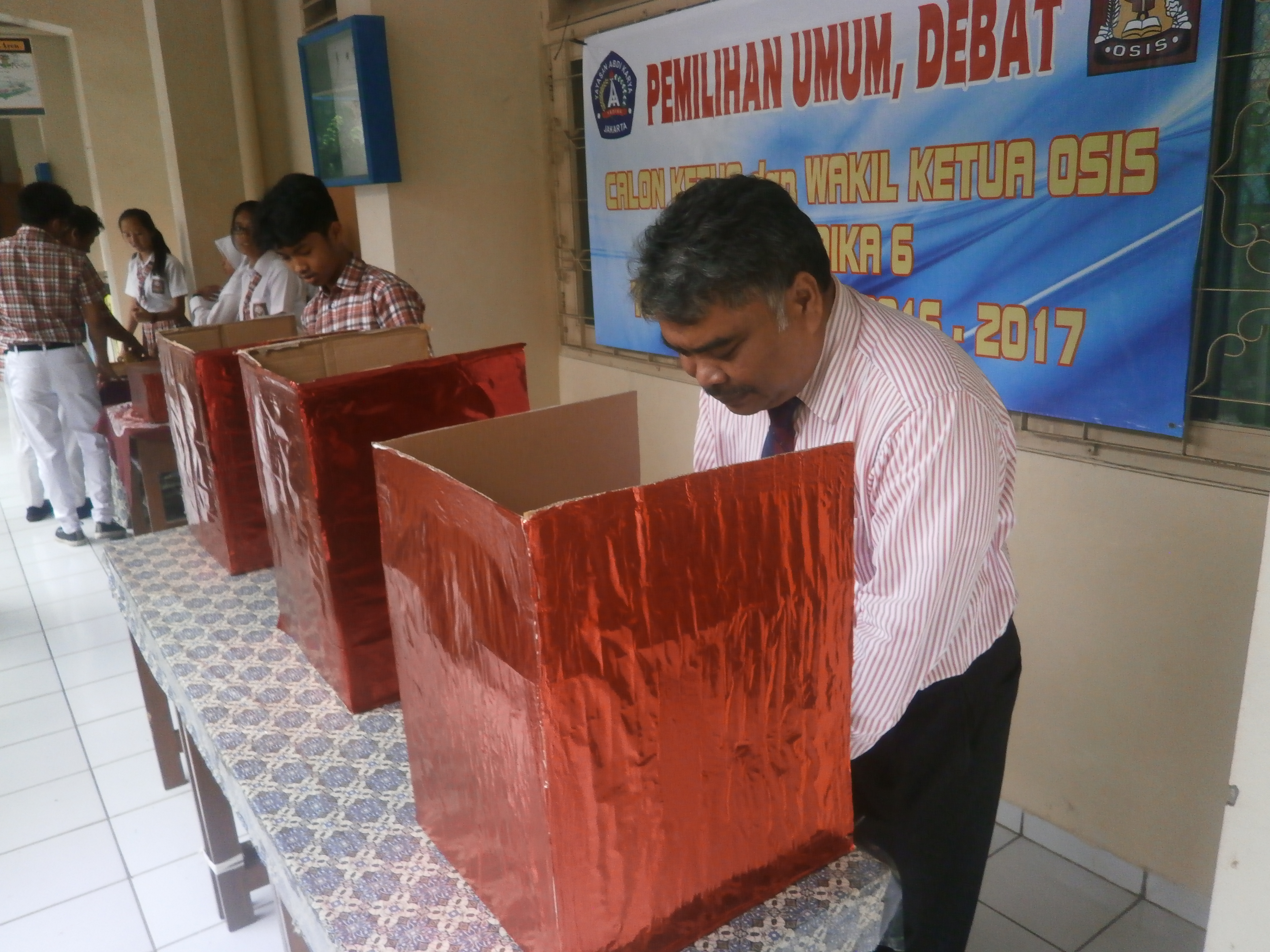 PEMILIHAN KETUA OSIS T.P. 2016 / 2017